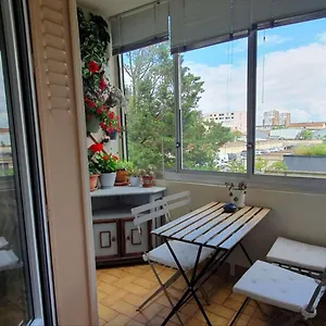  Appartement Medipole T2 Avec Un Garage Gratuit Sur Place, 16min A Centre Lyon En Metro A France